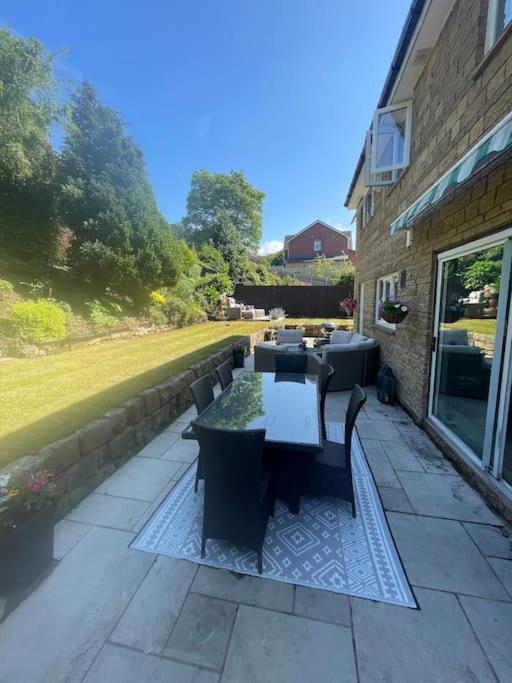 Home In Wirral - Peaceful Contemporary Gem. Exterior photo